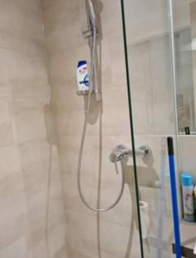 Homestay Mitte Shared With Shared Bathroom
