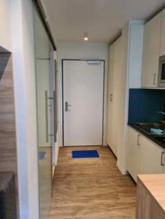 Alloggio in famiglia Mitte Shared With Shared Bathroom *